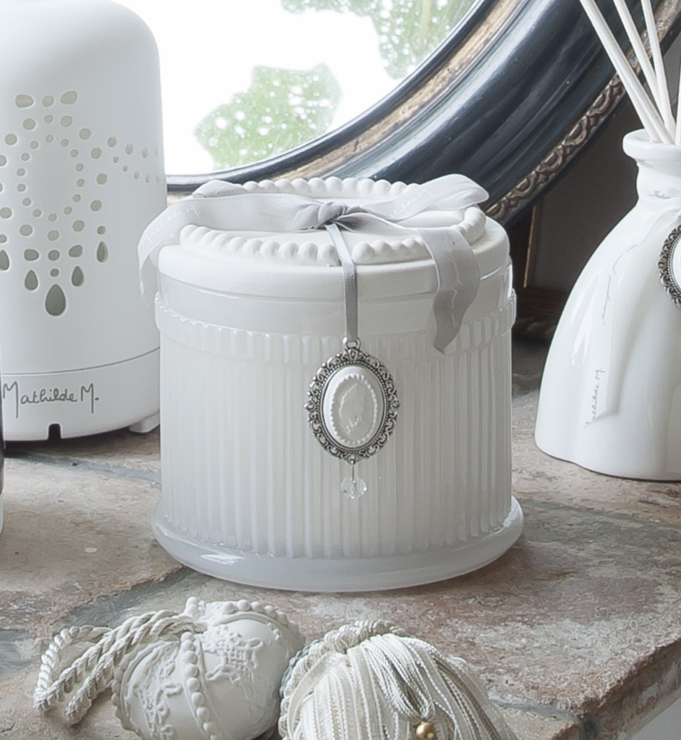 Mathilde M. – Nappa Decorativa Profumata Per Armadi E Tende – Decorazione In Gesso Con Testa Profumata – Fragranza Marquise - 2